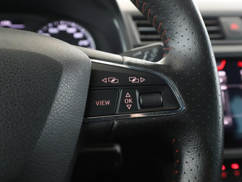 Seat Arona full LED navi klima auto czujniki parkowania