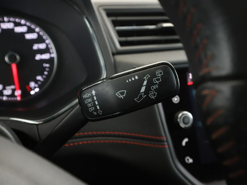 Seat Arona full LED navi klima auto czujniki parkowania