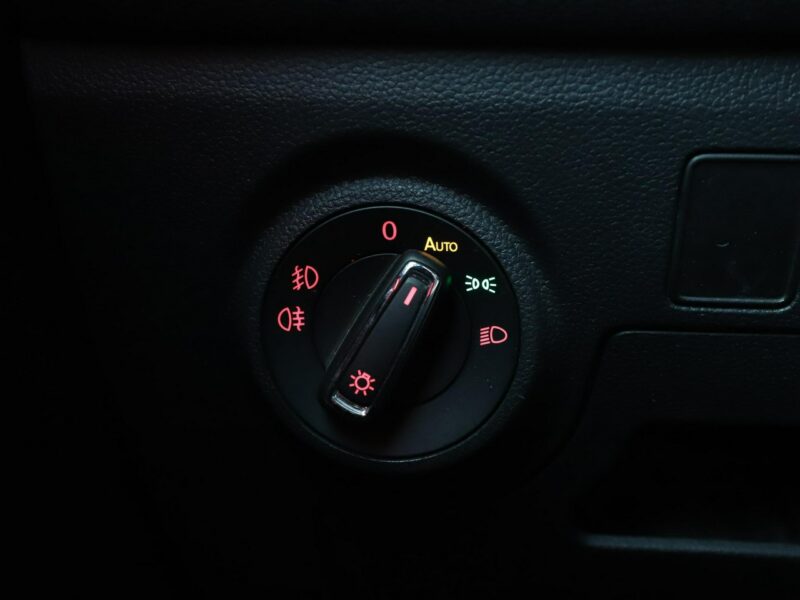 Seat Arona full LED navi klima auto czujniki parkowania