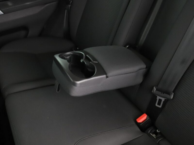 Land Rover Discovery Sport FV23 2.0Td4 MHEV AWD Automat Tempomat Nawigacja Meridian Kamera LED