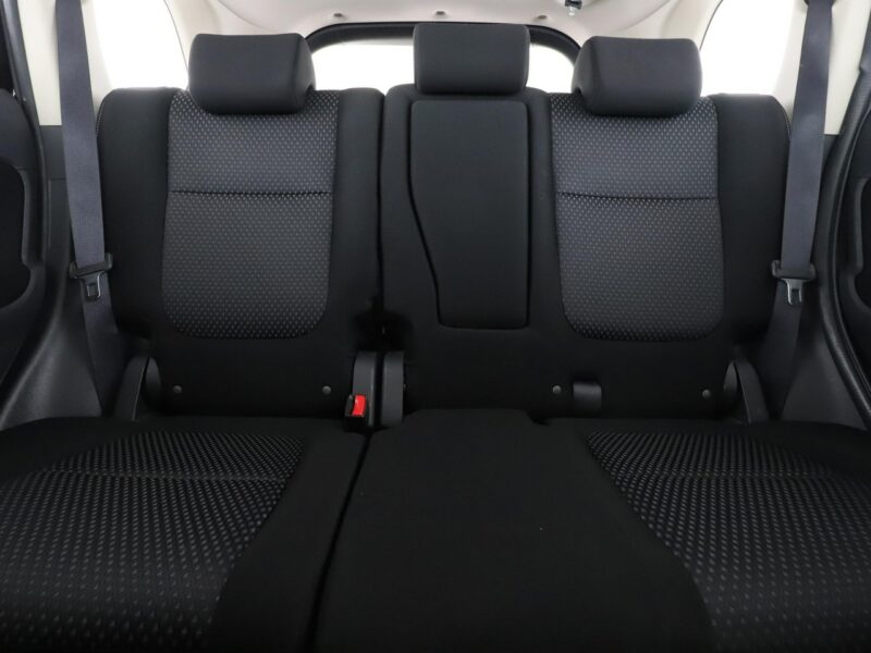 Mitsubishi Outlander klima auto grzane fotele kamera i czujniki parkowania III (2012-)