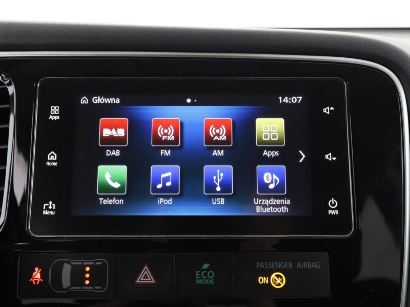 Mitsubishi Outlander klima auto grzane fotele kamera i czujniki parkowania III (2012-)