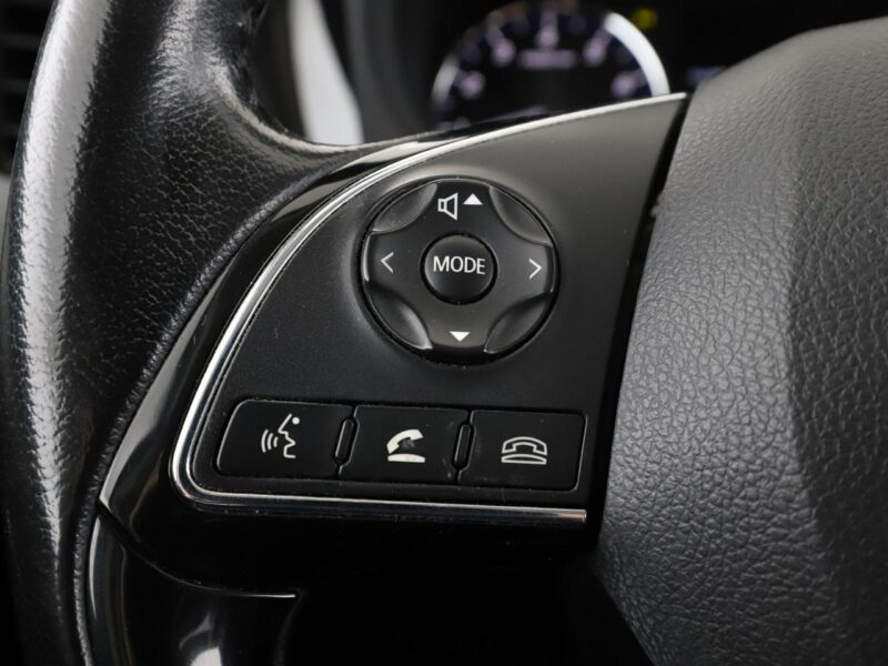 Mitsubishi Outlander klima auto grzane fotele kamera i czujniki parkowania III (2012-)