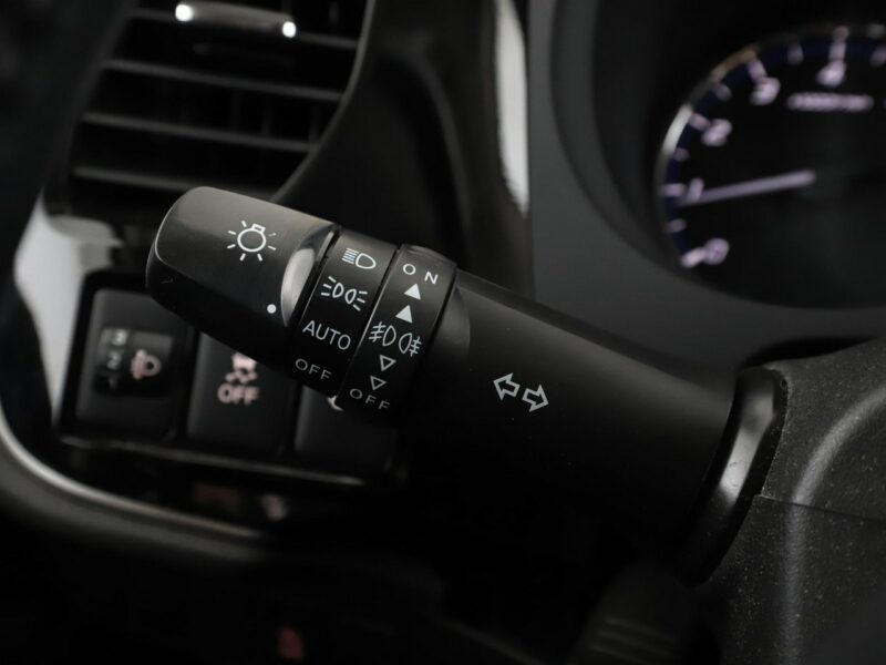 Mitsubishi Outlander klima auto grzane fotele kamera i czujniki parkowania III (2012-)