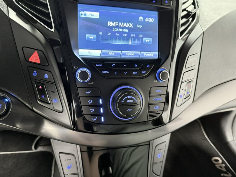Hyundai i40 1.7CRDi136KM*PREMIUM+Nav*BiXenon*Skóry*Alu*KeyLessGo*LED Dzienne