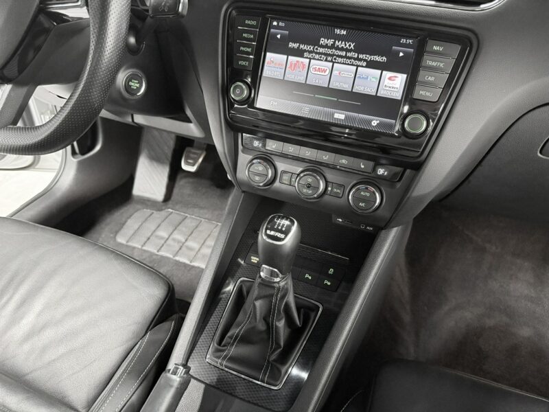 Škoda Octavia RS 2.0 TDI 184KM*VRSMode*KeyLess*LED*Bi-Xenon*Navi*KESKIN 19" *Niemiec III (2013-)