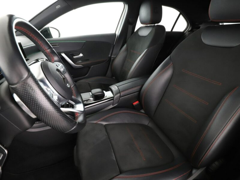 Mercedes A 250 FV23% PHEV AMG skóra/alcantara full LED navi kamery W177 (2018-)