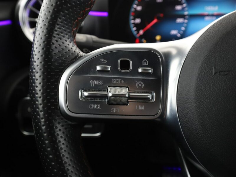 Mercedes A 250 FV23% PHEV AMG skóra/alcantara full LED navi kamery W177 (2018-)