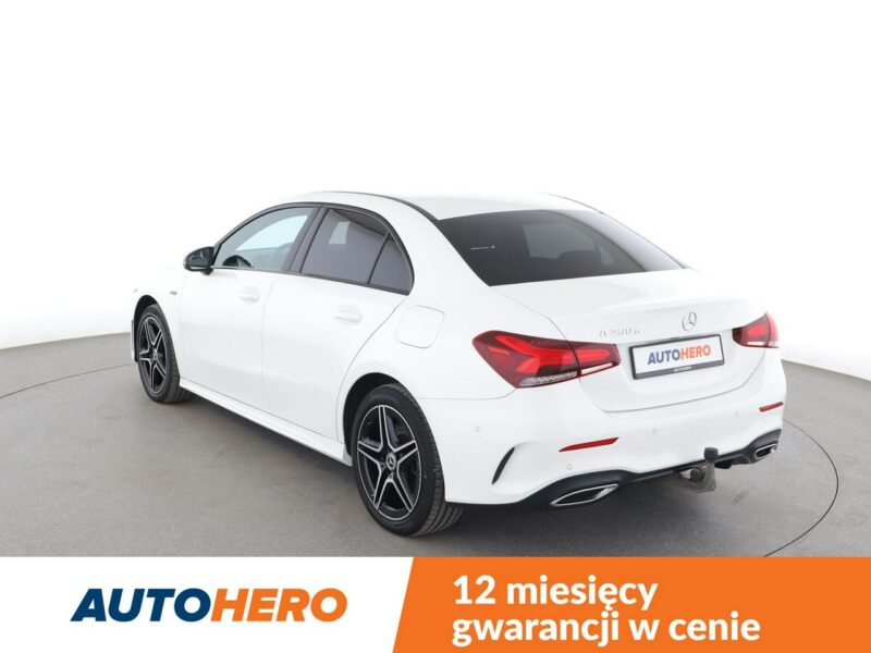 Mercedes A 250 FV23% PHEV AMG skóra/alcantara full LED navi kamery W177 (2018-)
