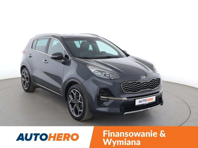 Kia Sportage lift 4x4 automat skóra full LED navi JBL grzane fotele i kanapa kamera IV (2016-2021)