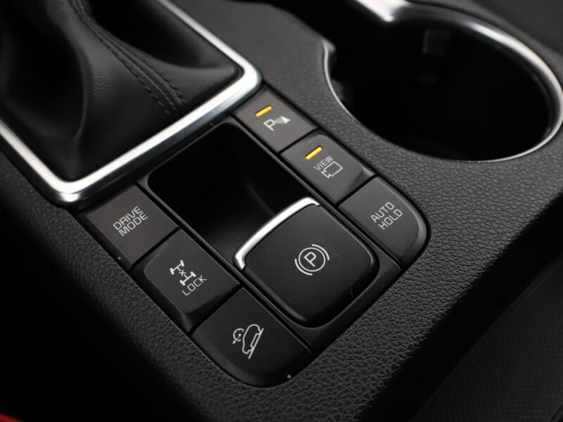 Kia Sportage lift 4x4 automat skóra full LED navi JBL grzane fotele i kanapa kamera IV (2016-2021)
