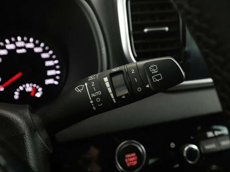 Kia Sportage lift 4x4 automat skóra full LED navi JBL grzane fotele i kanapa kamera IV (2016-2021)