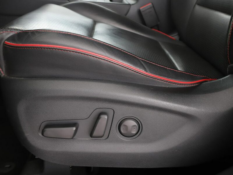 Kia Sportage lift 4x4 automat skóra full LED navi JBL grzane fotele i kanapa kamera IV (2016-2021)