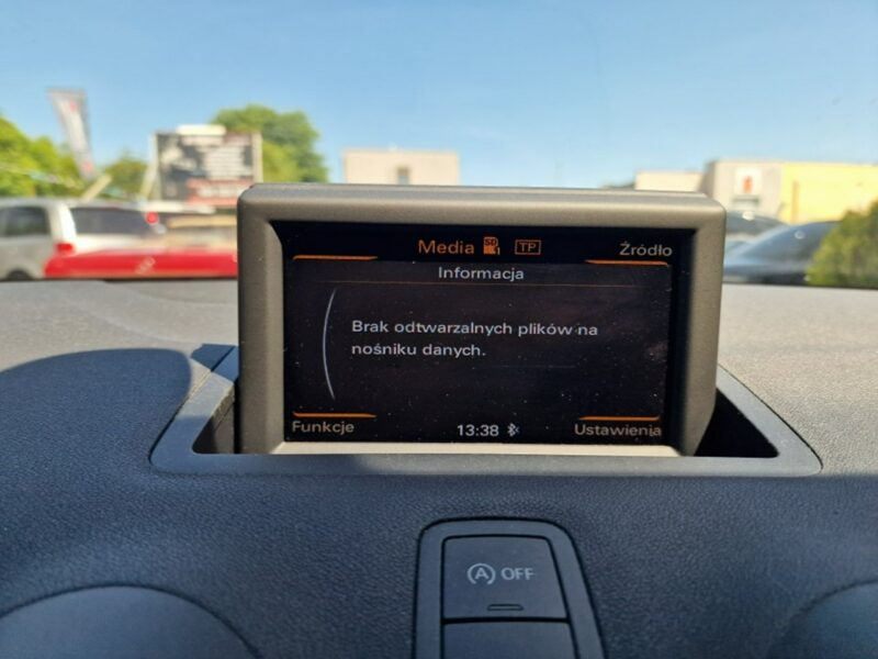 Audi A1 1.2 Benzyna 86 KM, Klimatyzacja, Alufelgi, Bluetooth, Isofix, Nawi 8X (2010-)