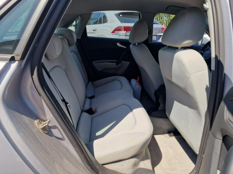 Audi A1 1.2 Benzyna 86 KM, Klimatyzacja, Alufelgi, Bluetooth, Isofix, Nawi 8X (2010-)