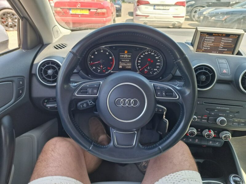 Audi A1 1.2 Benzyna 86 KM, Klimatyzacja, Alufelgi, Bluetooth, Isofix, Nawi 8X (2010-)