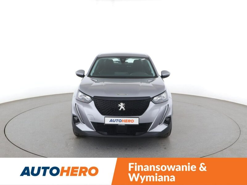 Peugeot 2008 navi kamera tempomat Bluetooth LED II (2019-)