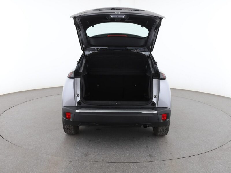 Peugeot 2008 navi kamera tempomat Bluetooth LED II (2019-)