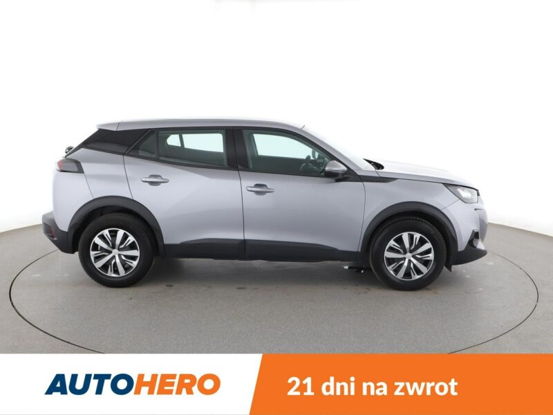 Peugeot 2008 navi kamera tempomat Bluetooth LED II (2019-)
