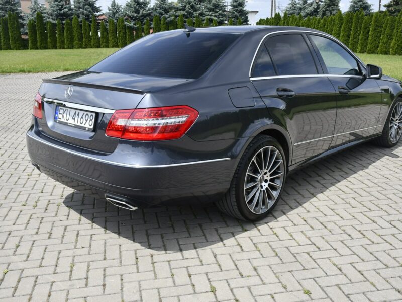 Mercedes E 200 2,2cdi Serwis.Klimatr 2 str.DVD.Skóry.Kam.Cof.Asystent Parkowania.Ledy W212 (2009-)