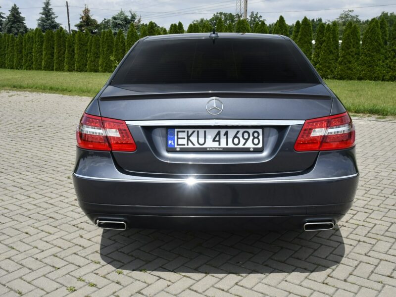 Mercedes E 200 2,2cdi Serwis.Klimatr 2 str.DVD.Skóry.Kam.Cof.Asystent Parkowania.Ledy W212 (2009-)