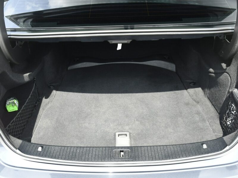 Mercedes E 200 2,2cdi Serwis.Klimatr 2 str.DVD.Skóry.Kam.Cof.Asystent Parkowania.Ledy W212 (2009-)