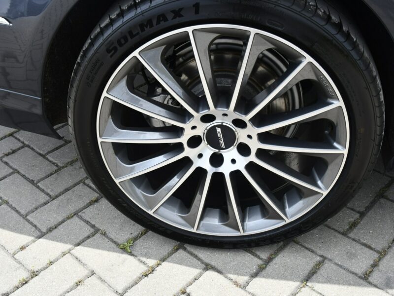 Mercedes E 200 2,2cdi Serwis.Klimatr 2 str.DVD.Skóry.Kam.Cof.Asystent Parkowania.Ledy W212 (2009-)