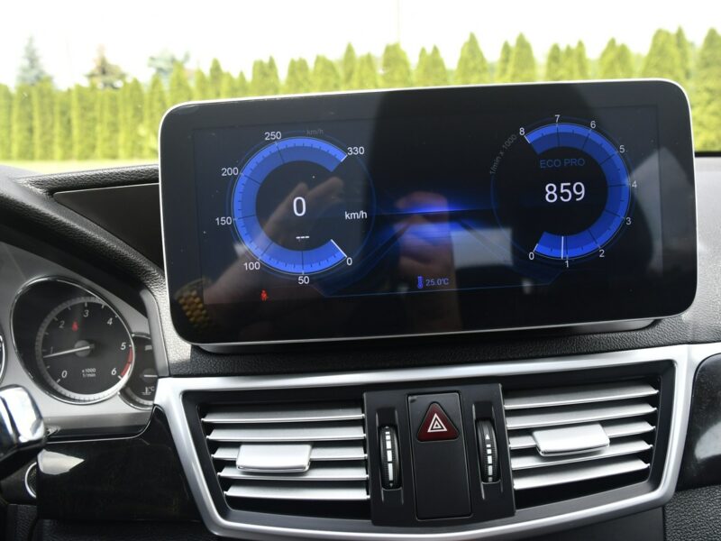Mercedes E 200 2,2cdi Serwis.Klimatr 2 str.DVD.Skóry.Kam.Cof.Asystent Parkowania.Ledy W212 (2009-)
