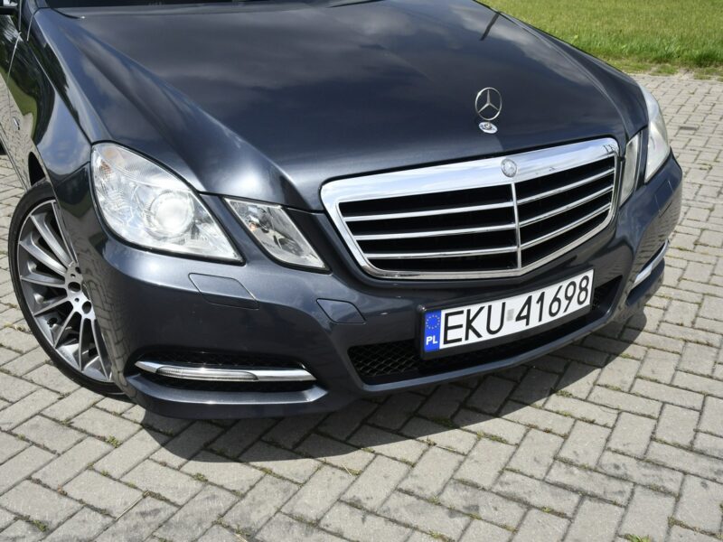 Mercedes E 200 2,2cdi Serwis.Klimatr 2 str.DVD.Skóry.Kam.Cof.Asystent Parkowania.Ledy W212 (2009-)