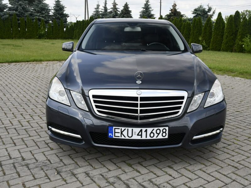 Mercedes E 200 2,2cdi Serwis.Klimatr 2 str.DVD.Skóry.Kam.Cof.Asystent Parkowania.Ledy W212 (2009-)