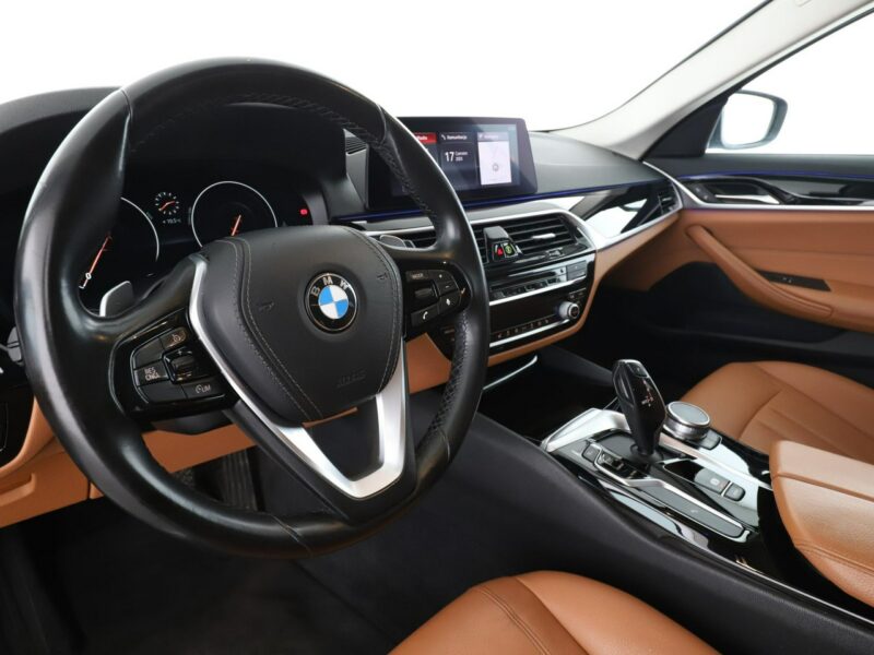 BMW 520 GRATIS! Pakiet Serwisowy o wartości 1000 zł! G30/G31 (2017-2023)