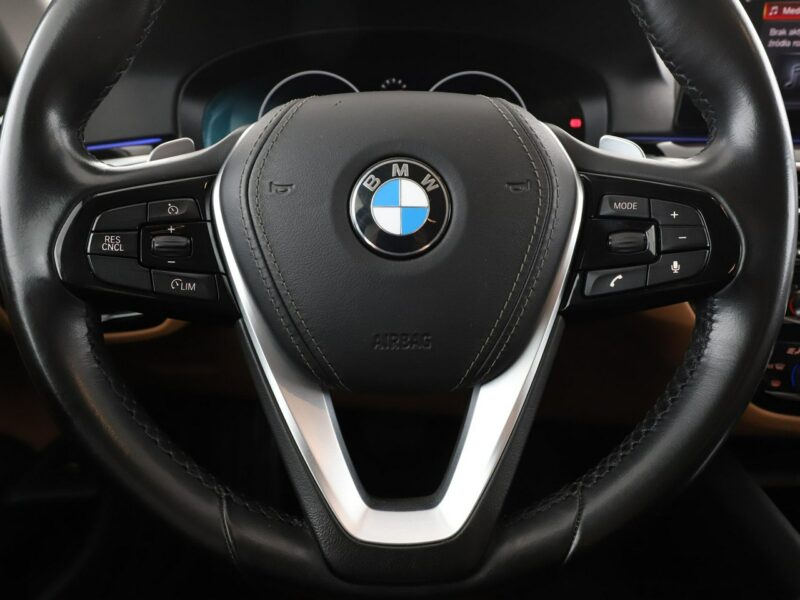 BMW 520 GRATIS! Pakiet Serwisowy o wartości 1000 zł! G30/G31 (2017-2023)