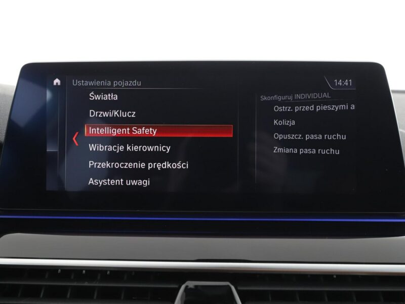 BMW 520 GRATIS! Pakiet Serwisowy o wartości 1000 zł! G30/G31 (2017-2023)