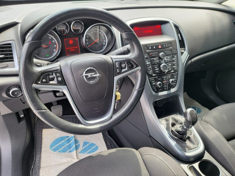 Opel Astra 1.4 Turbo 140 KM Z Niemiec Ładny Kolor Gwarancja Zapraszamy !!! J (2009-2019)