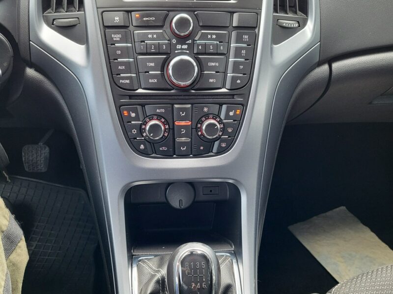 Opel Astra 1.4 Turbo 140 KM Z Niemiec Ładny Kolor Gwarancja Zapraszamy !!! J (2009-2019)