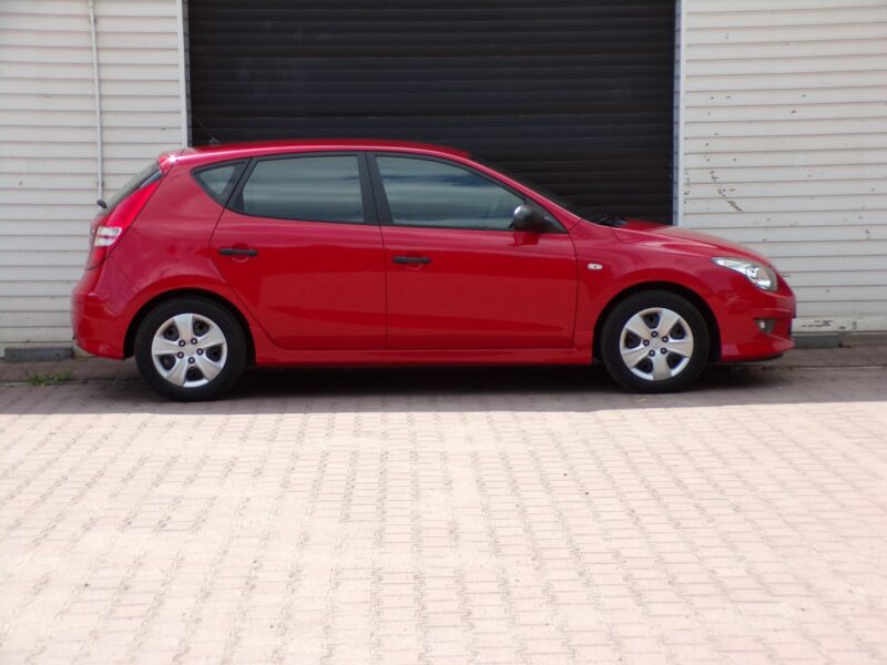 Hyundai i30 Gwarancja /Klimatyzacja /1,4 /109KM /I Właść /2010r I (2002-2013)