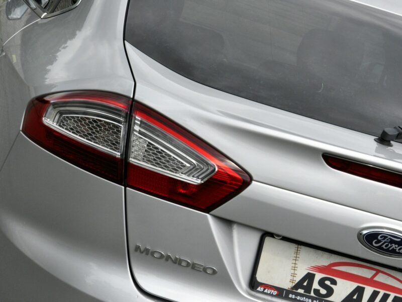 Ford Mondeo 2,0T 240KM TitaniumX/Navi/ACC/Converse/Serwis/Alu/Kamera/Blis/KeylessG Mk4 (2007-2014)