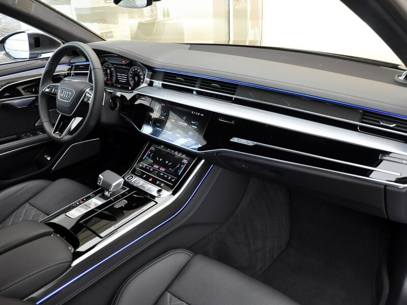 Audi A8 60TFSIe Quattro LONG DigitalLed B&O Kamery360 OśSkrętna TempomatACC TV D5 (2017-)