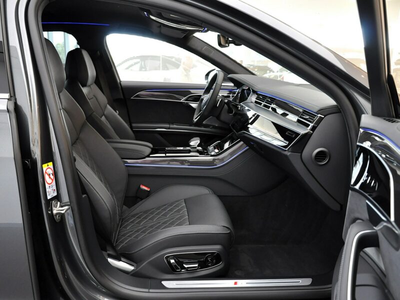 Audi A8 60TFSIe Quattro LONG DigitalLed B&O Kamery360 OśSkrętna TempomatACC TV D5 (2017-)