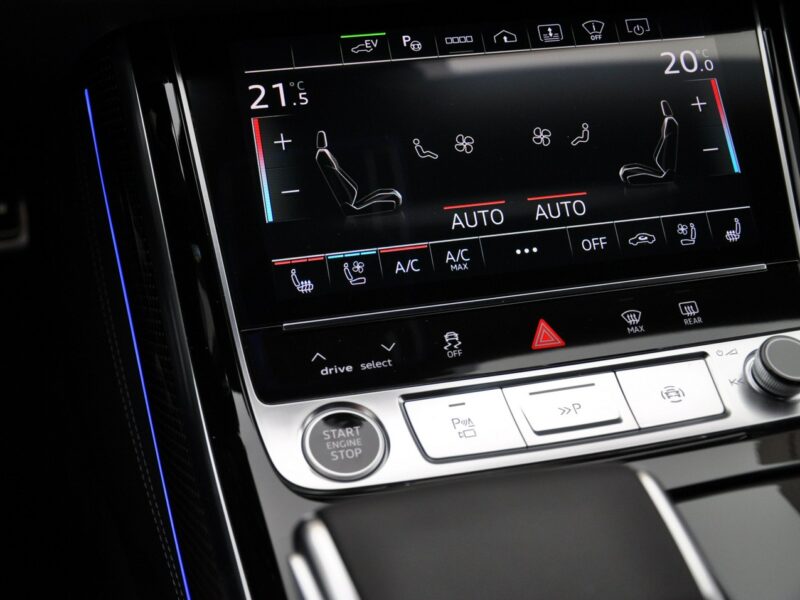 Audi A8 60TFSIe Quattro LONG DigitalLed B&O Kamery360 OśSkrętna TempomatACC TV D5 (2017-)