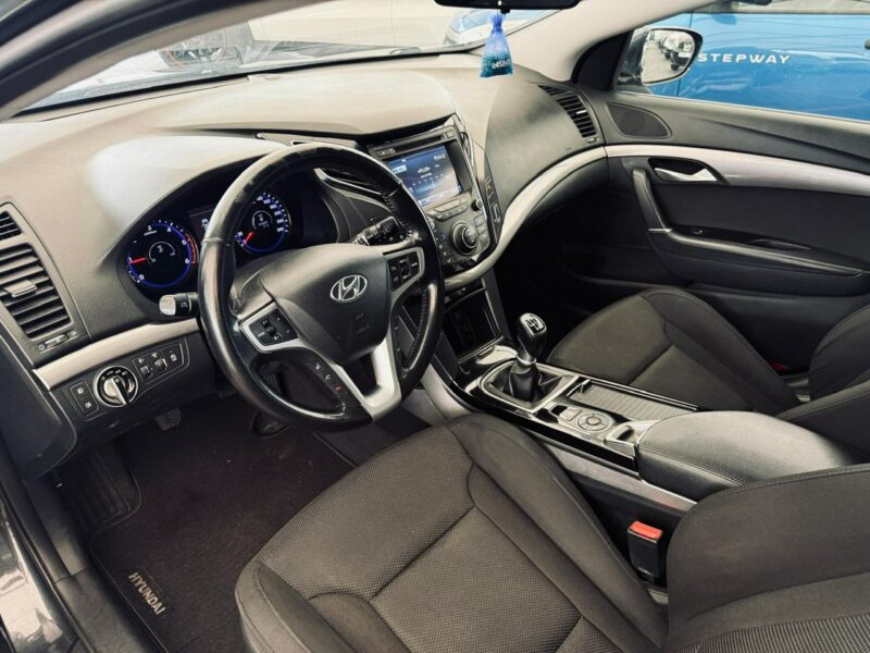 Hyundai i40 1.7 CRDI* 116 KM* 6 Biegów* Zarejestrowany*