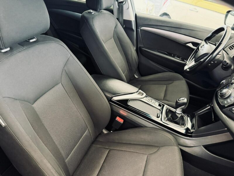Hyundai i40 1.7 CRDI* 116 KM* 6 Biegów* Zarejestrowany*