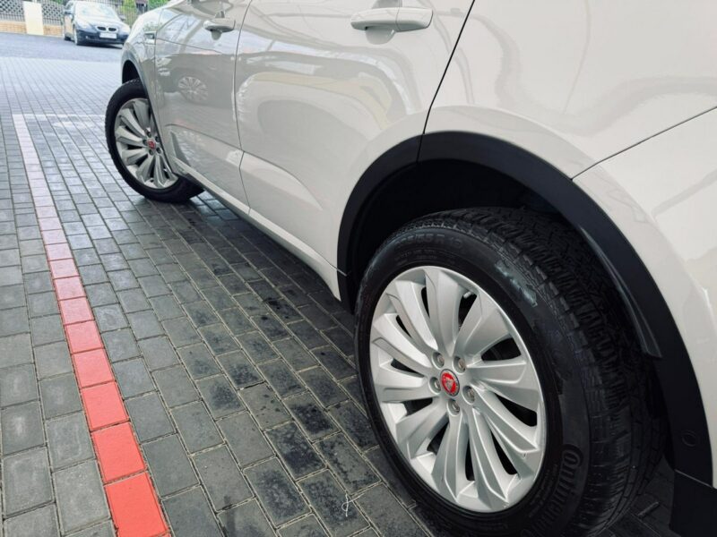 Jaguar F-PACE 2.0 D* 180 KM* AUTOMAT* 4x4* PANORAMA DACH* Zarejestrowany*