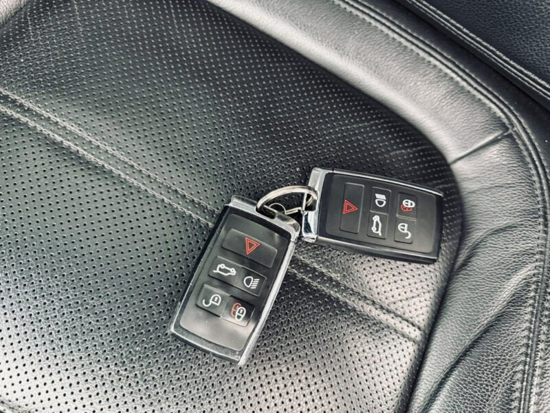 Jaguar F-PACE 2.0 D* 180 KM* AUTOMAT* 4x4* PANORAMA DACH* Zarejestrowany*