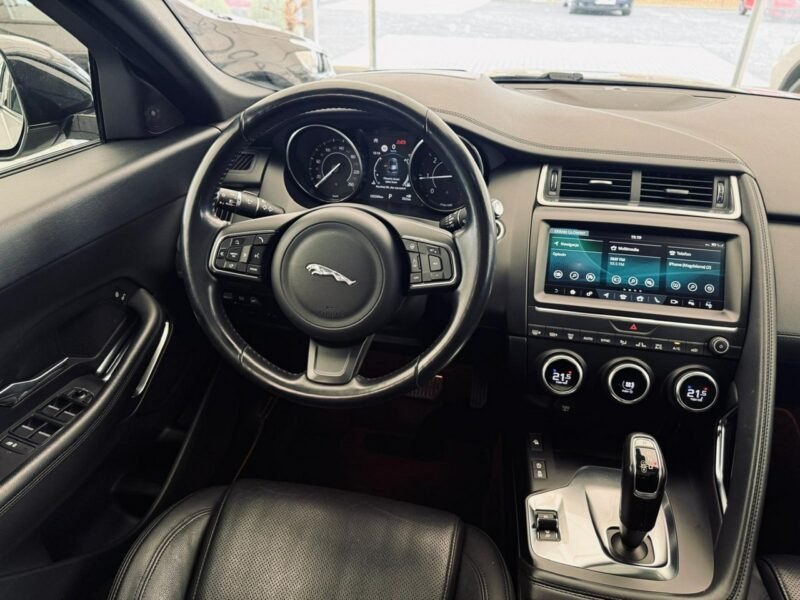 Jaguar F-PACE 2.0 D* 180 KM* AUTOMAT* 4x4* PANORAMA DACH* Zarejestrowany*