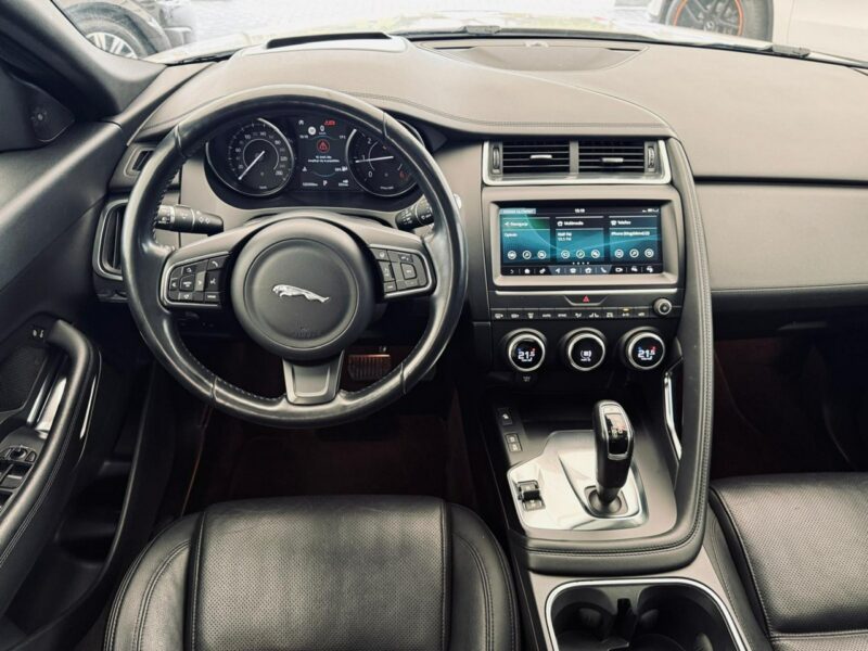 Jaguar F-PACE 2.0 D* 180 KM* AUTOMAT* 4x4* PANORAMA DACH* Zarejestrowany*