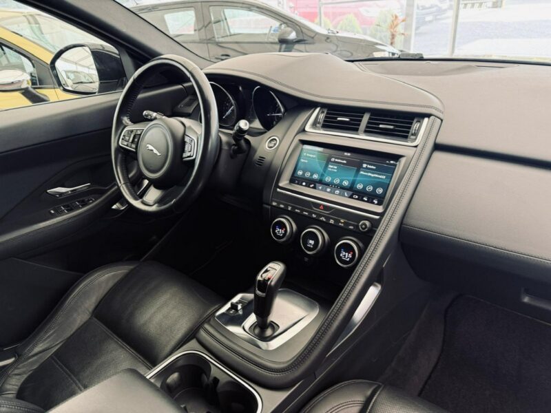 Jaguar F-PACE 2.0 D* 180 KM* AUTOMAT* 4x4* PANORAMA DACH* Zarejestrowany*
