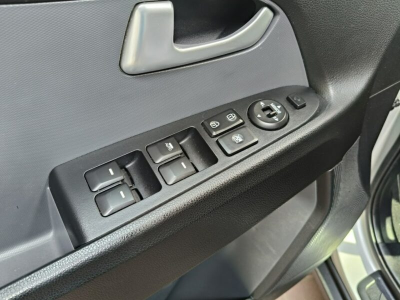 Kia Sportage 1.6 135KM Kamera,Navi, Panorama, El. szyberdach III (2010-2015)