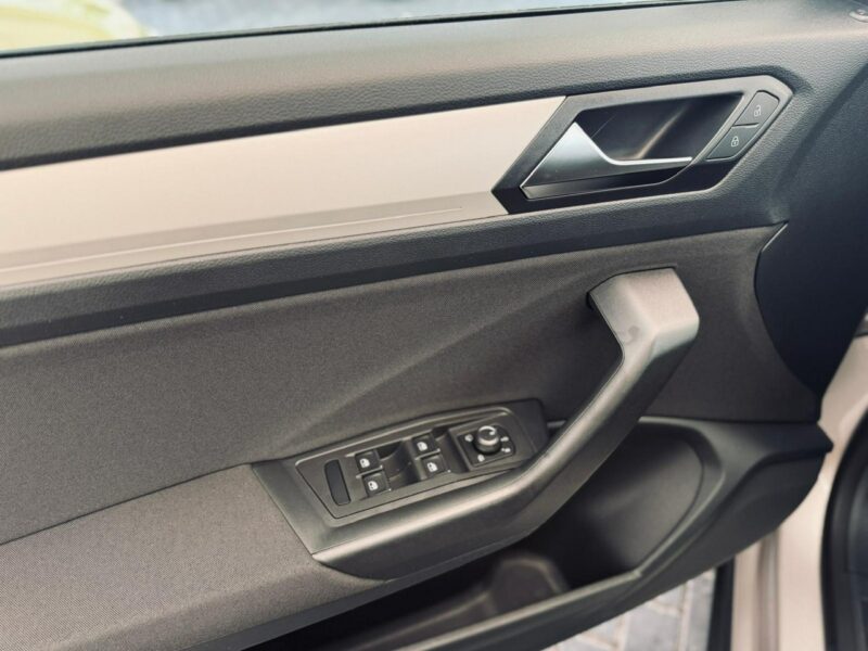 Volkswagen T-Roc CABRIO* 1.0 Benzyna* 110 KM* 6 Biegów* Zarejestrowany*