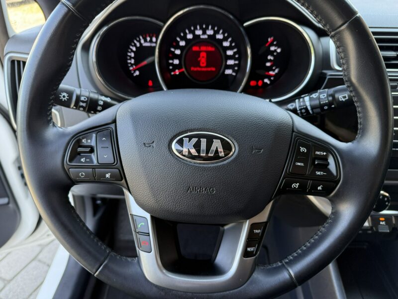 Kia Rio 1,2 84KM Klimatyzacja Bluetooth III (2011-)